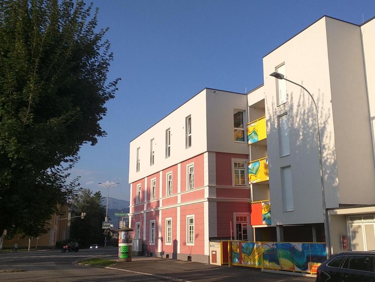 306 London 59M2 4-8 Pers Extra Bedroom Klagenfurt am Woerthersee Bagian luar foto