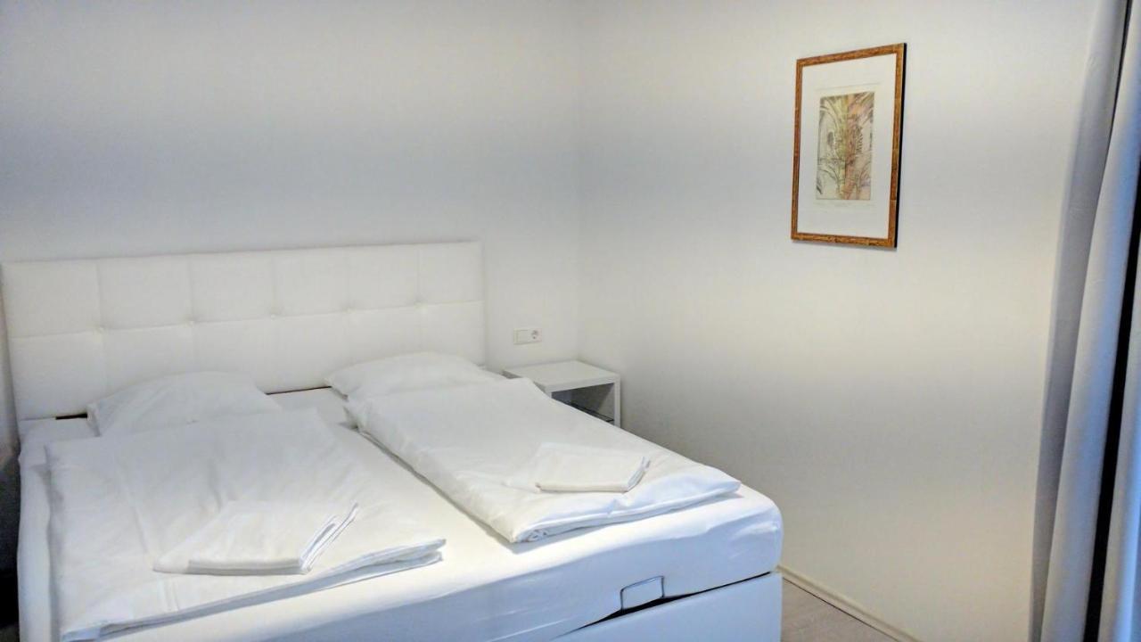306 London 59M2 4-8 Pers Extra Bedroom Klagenfurt am Woerthersee Bagian luar foto